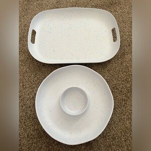 NWT SPECKLED MELAMINE SERVEWEAR SET